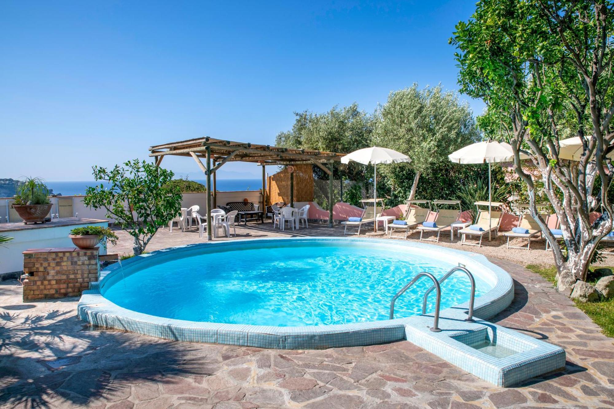 Hotel Bel Tramonto Casamicciola Terme Екстериор снимка