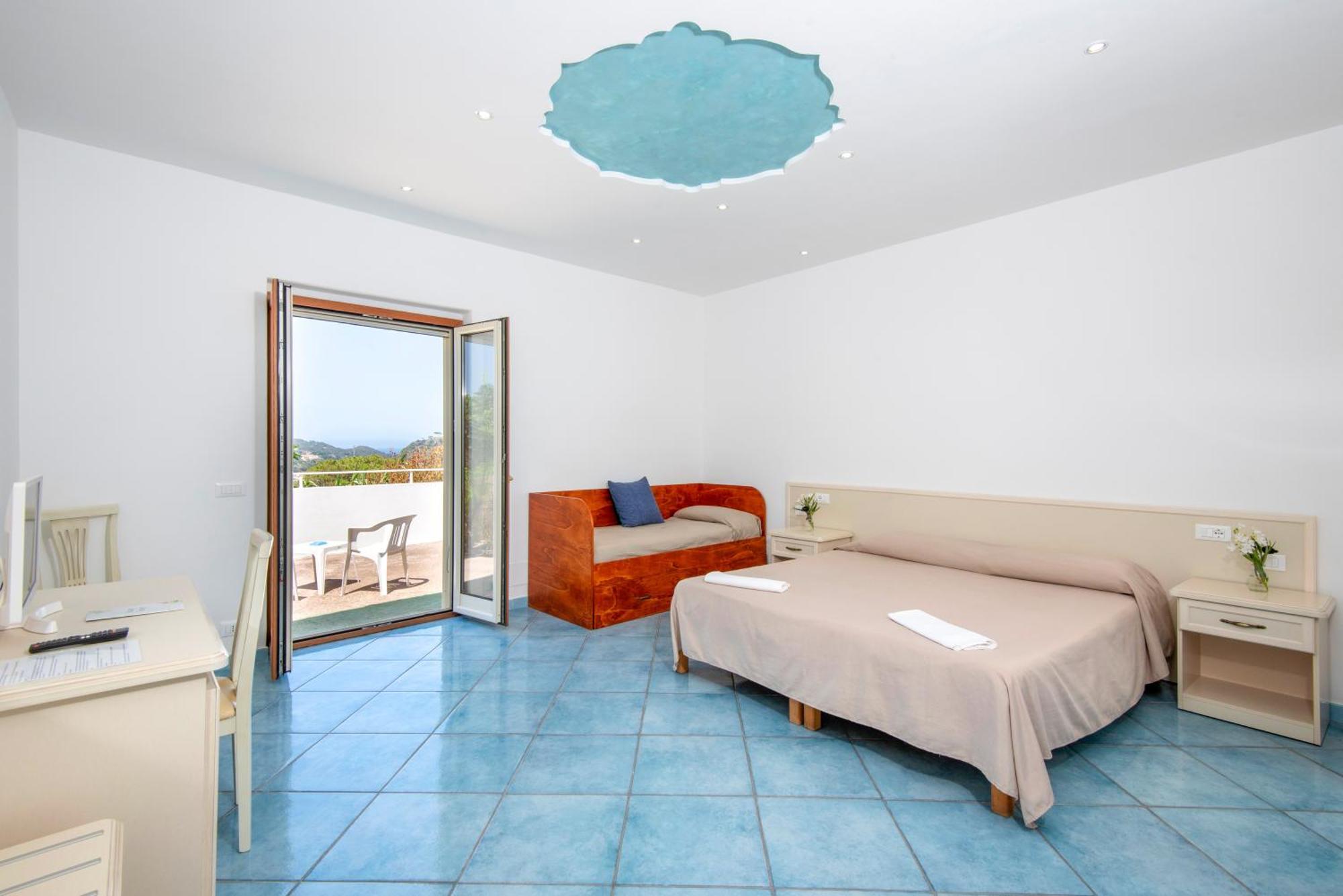 Hotel Bel Tramonto Casamicciola Terme Екстериор снимка